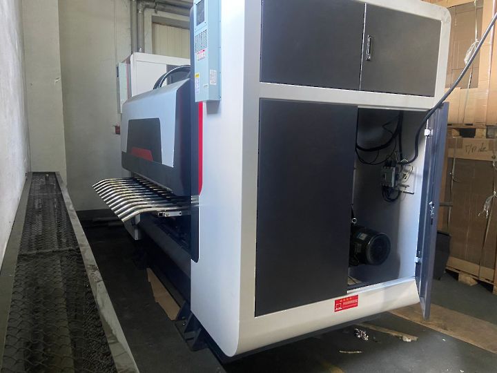 COMPUTER SLITTER BREST -3